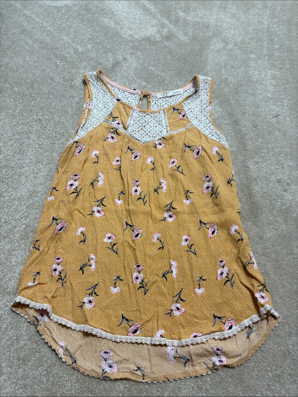 Rewind women’s medium Mustard Floral Lace Yoke tank